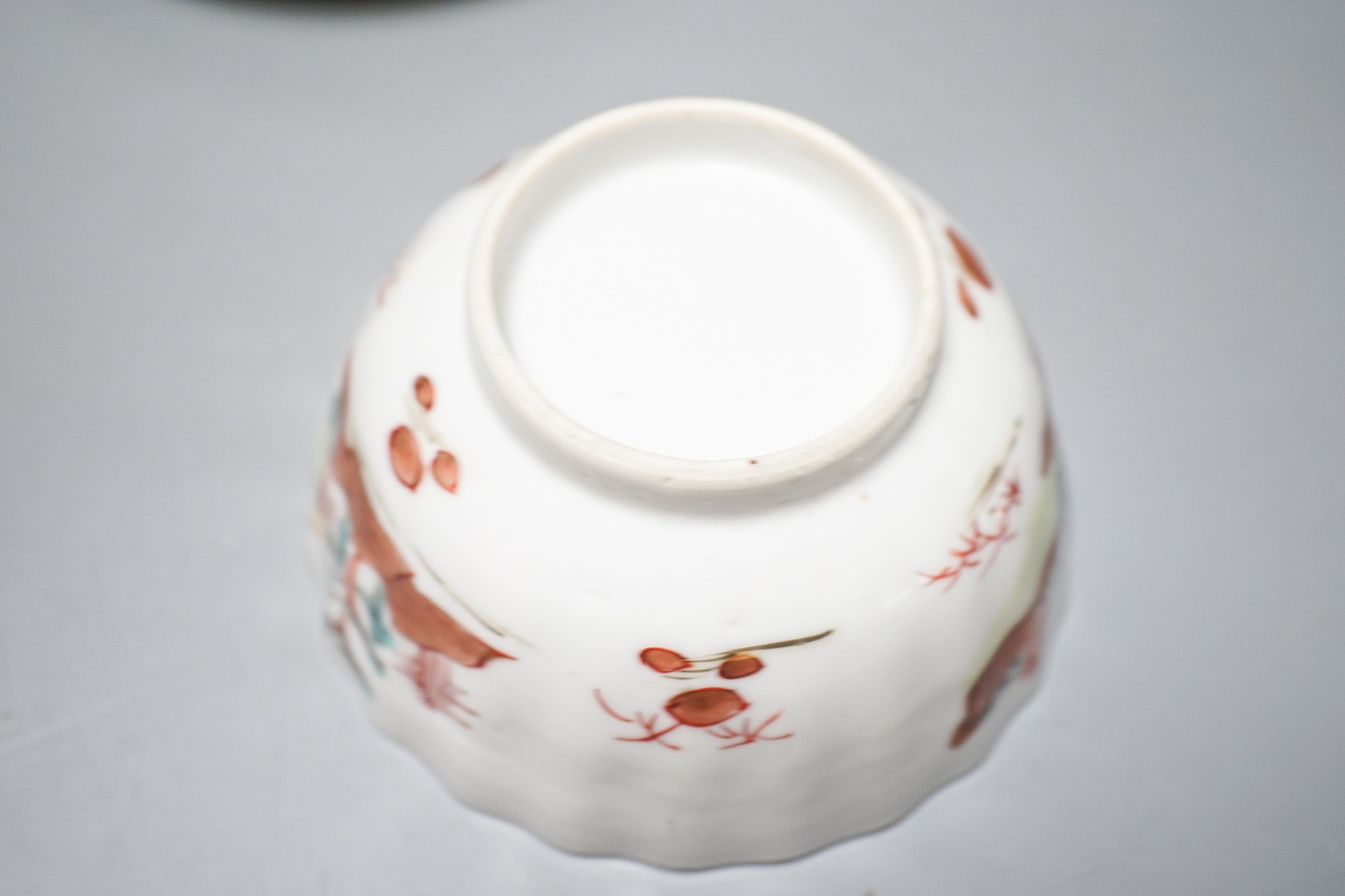 A group of Chinese porcelain teabowls and saucers, 18th-20th century